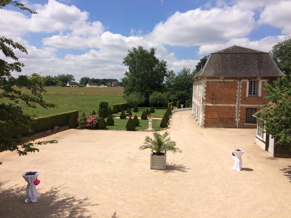 Domaine De L'Orangerie Du Chateau De Motteville Chambres D'Hotes Exterior foto